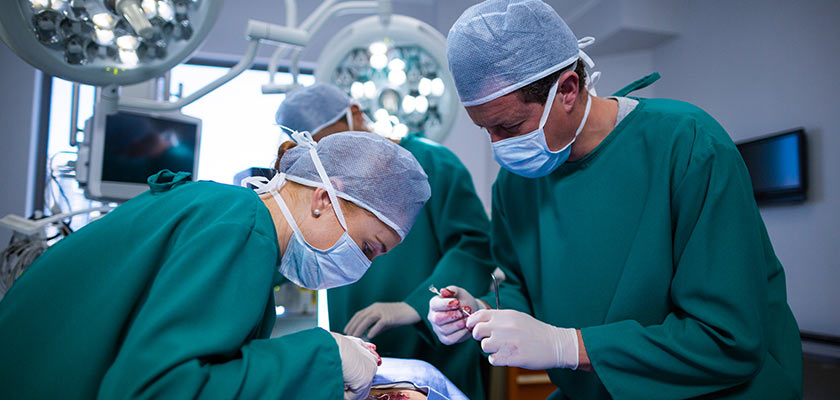 ¿En qué consiste la cirugía laparoscópica por un solo puerto?