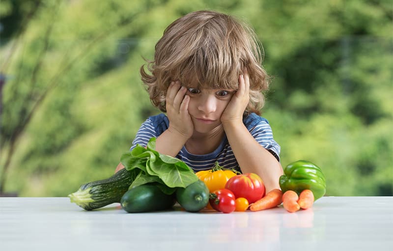 Mi hijo no come fruta ni verdura. ¿Qué puedo hacer?