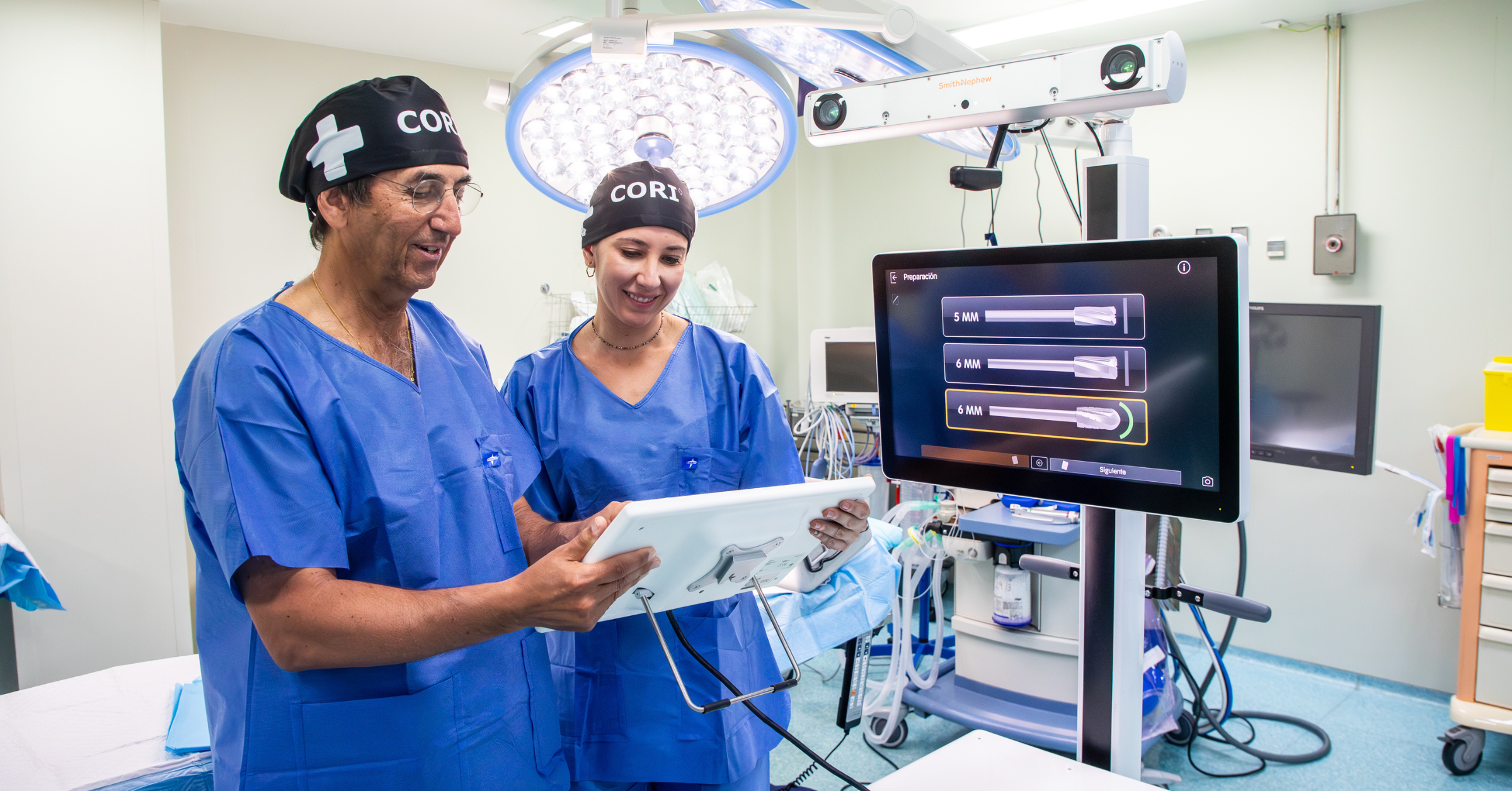 CORI, el robot que está transformando la cirugía de prótesis de rodilla y cadera en Alicante